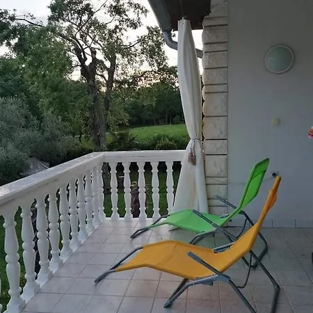 Apartment Angelina 70m From The Beach, Free Parking Novigrad (Istria)